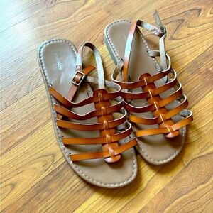Women’s sandals